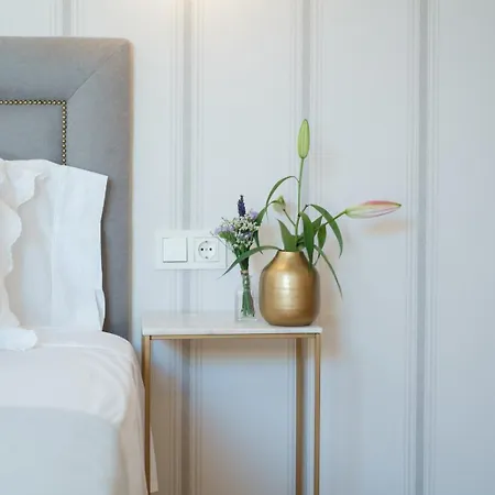 Apartmán Atico Plaza Del Teatro 3 *
